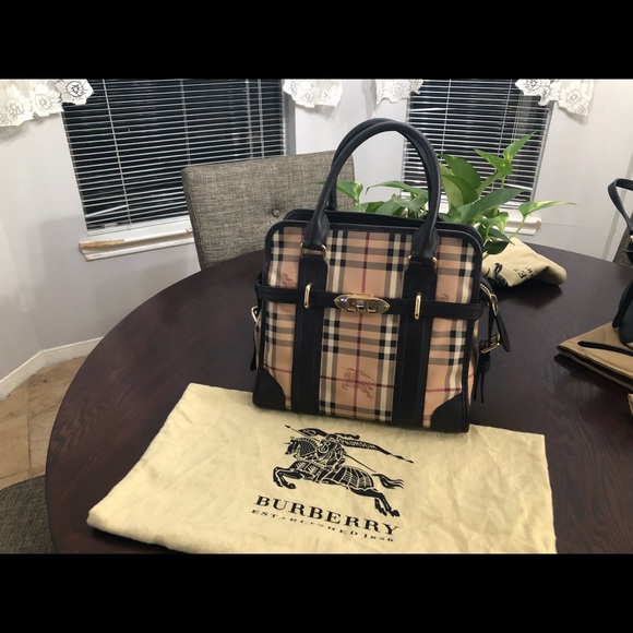 Burberry Handbags - Burberry Haymarket Tote
